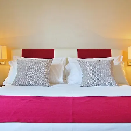 Adamas Luxury *