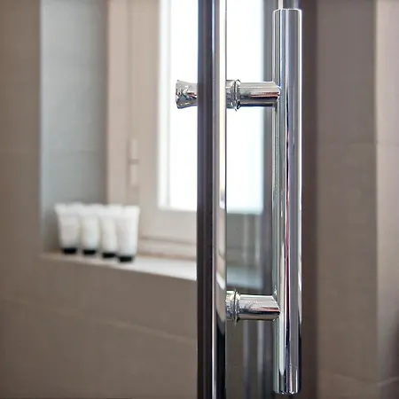Adamas Luxury Apartment